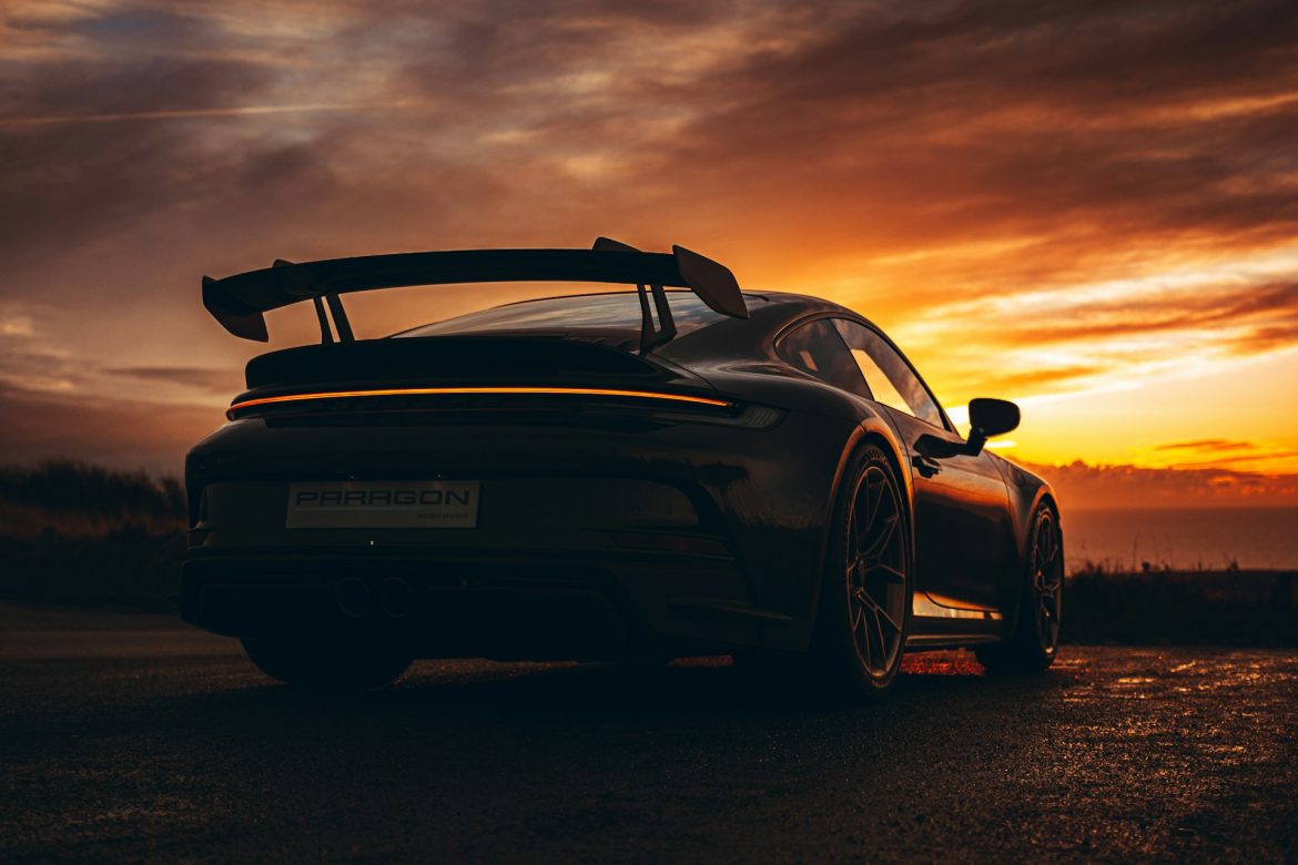 Porsche Unchained: The Dirt-Kicking 911 Dakar and the Illusion of the Shifting EV